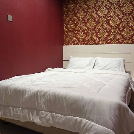 Hotel Omah Kalimosodo Mitra Reddoorz Near Stasiun Malang Kota Baru Exterior foto